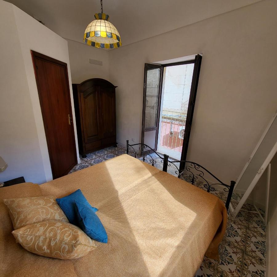 The Holiday House - Arricriati Trapani Exterior photo