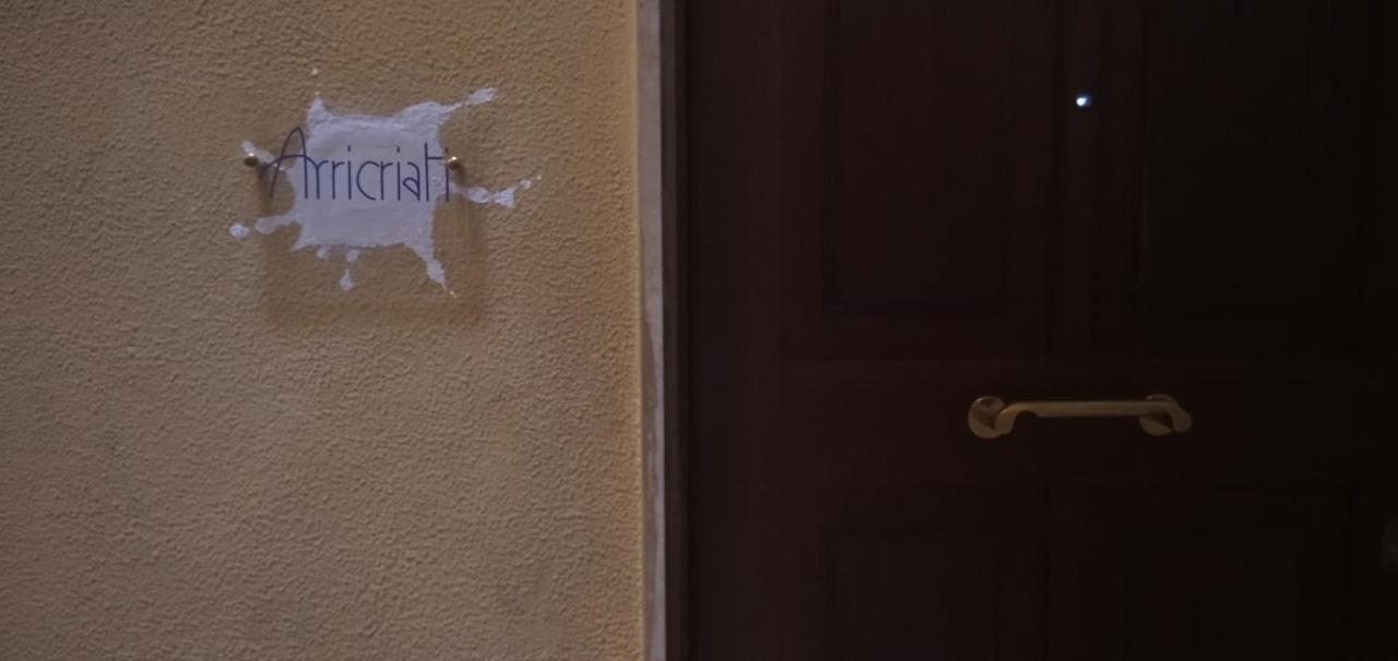 The Holiday House - Arricriati Trapani Exterior photo
